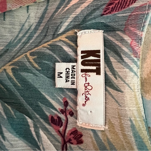 “Kut from the Kloth”Classy Sleeveless Blouse - Picture 7 of 12